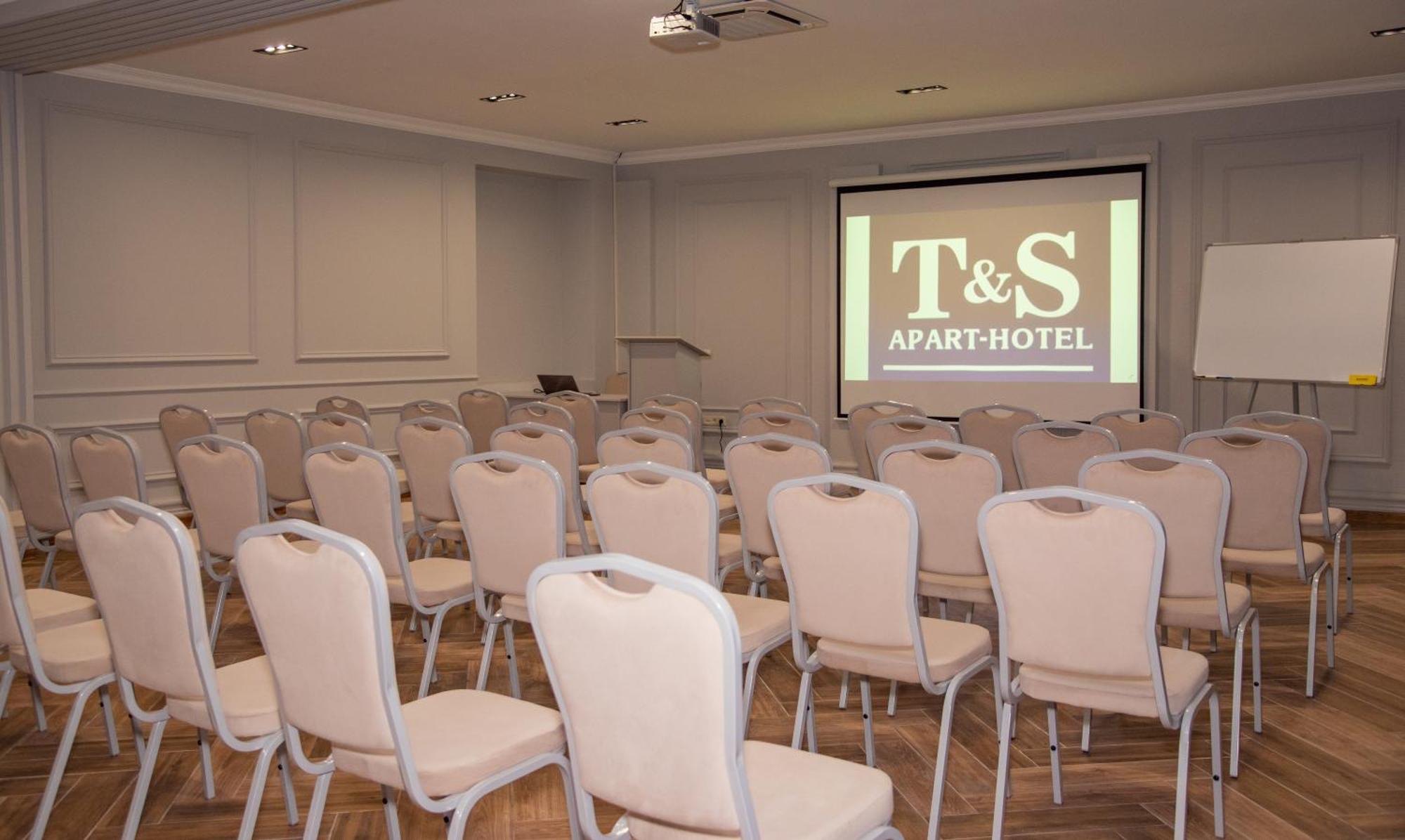 T&S Apart-Hotel Czernowitz Exterior foto